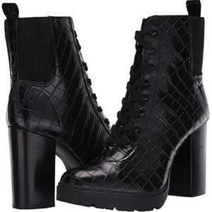 NWOT Steve Madden Latch Combat Boots